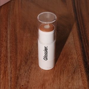 Glossier Haloscope in Topaz